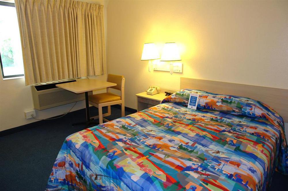 Motel 6-Palm Springs, Ca - East - Palm Canyon Habitación foto